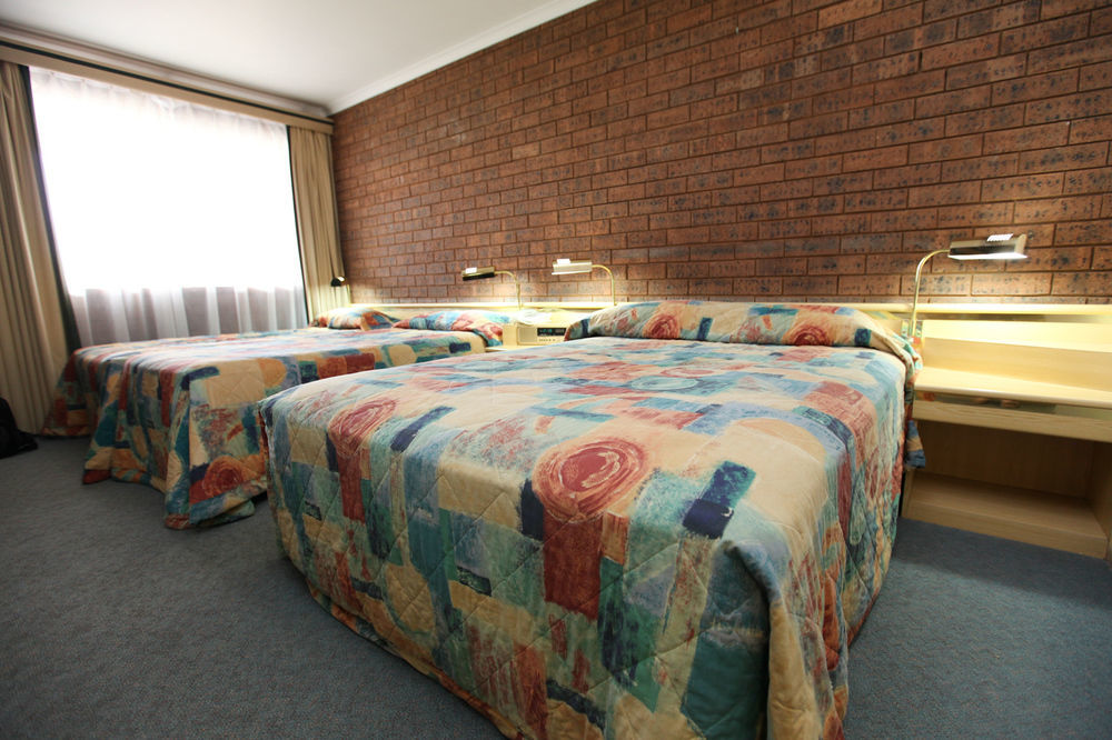 Countryman Motor Inn Dubbo Bagian luar foto