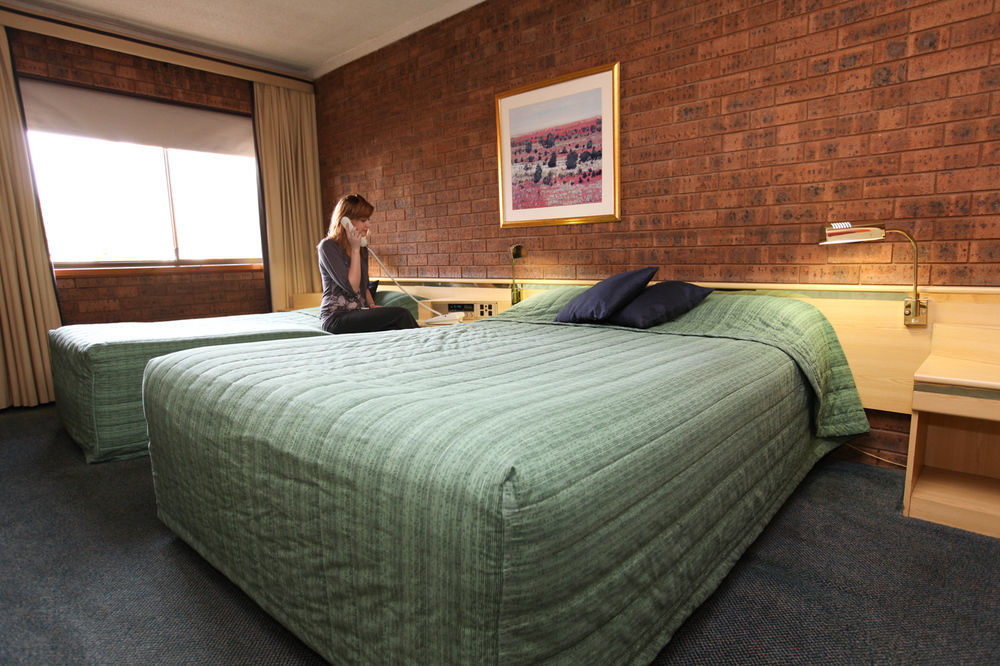 Countryman Motor Inn Dubbo Bagian luar foto